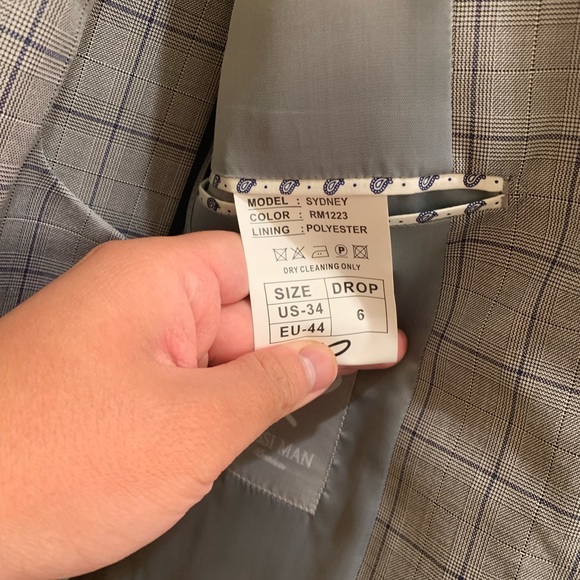 NWOT ROSSI MAN GRAY PLAID SIZE 34S - Picture 10 of 10